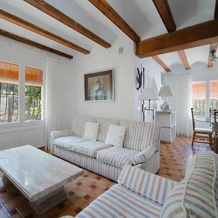 Holiday home Adosado Noura *